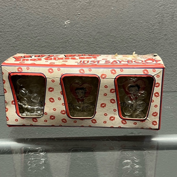 Other - Betty Boop Collectible Glass Set